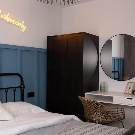 Blue Moon. Cozy Apartment Near Iulius Mall Kluž Exteriér fotografie
